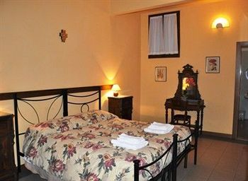 Casa D.secchiaroli - Casa Per Ferie Hotel