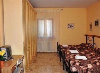 Hotel Casa D.secchiaroli - Casa Per Ferie Firenze